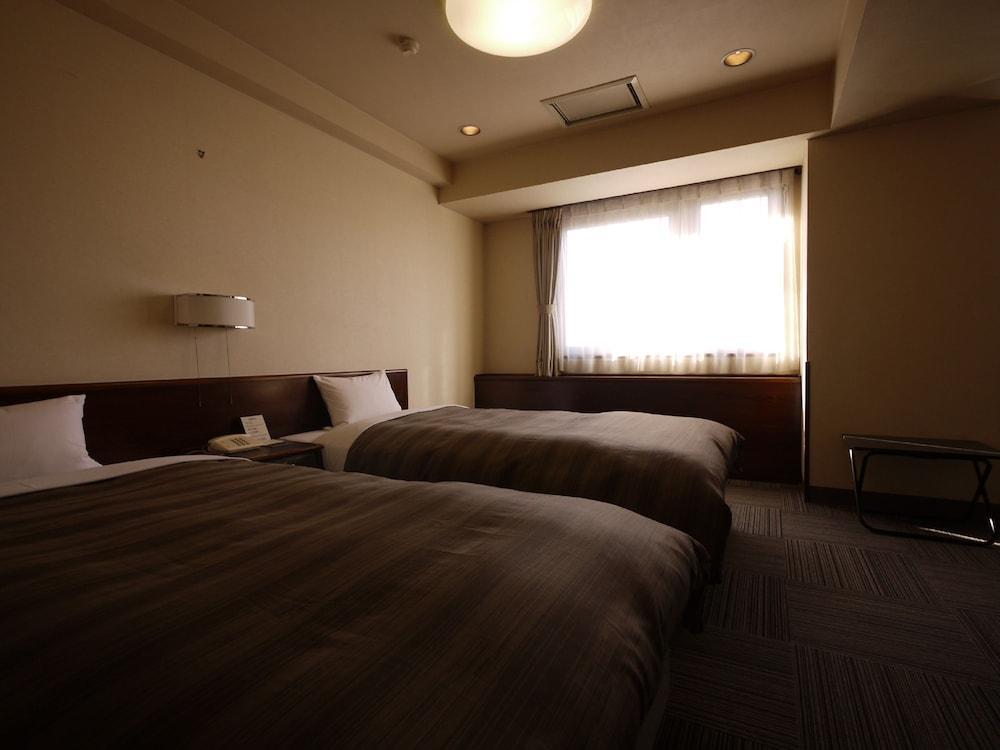 Hotel Route-Inn Dai-Ni Nagano Kültér fotó