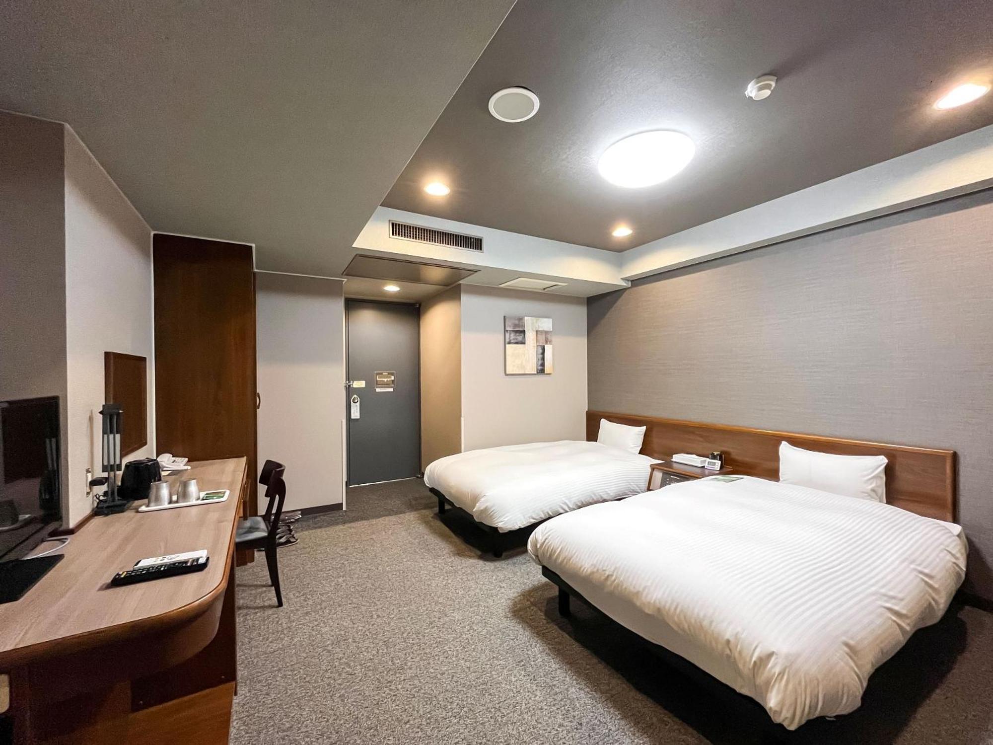 Hotel Route-Inn Dai-Ni Nagano Kültér fotó